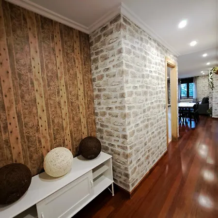 Con Terraza Al Puente Apartmán Onís